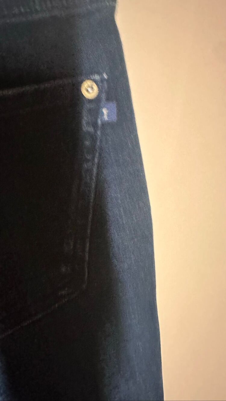 🌸 Anthropologie Pilcro & The Letter Press Dark Wash Icon Flare Stretch Jeans Siz - Picture 4 of 10